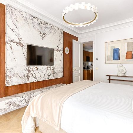 Elegant Luxury Apartment For 6 On Champs-Elysees Paris Extérieur photo